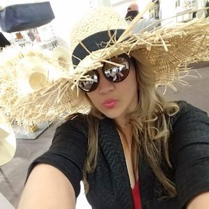 Meet your Posher, Nikki